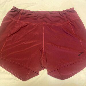 Brooks Women's Chaser 5" Running Workout Shorts with liner LARGE Burgundy